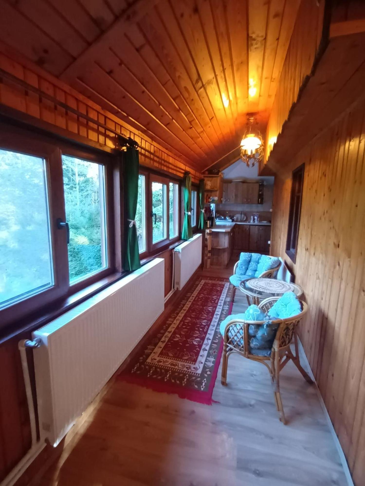 Patakvoelgye Vendeghaz * Izvoare (Harghita)